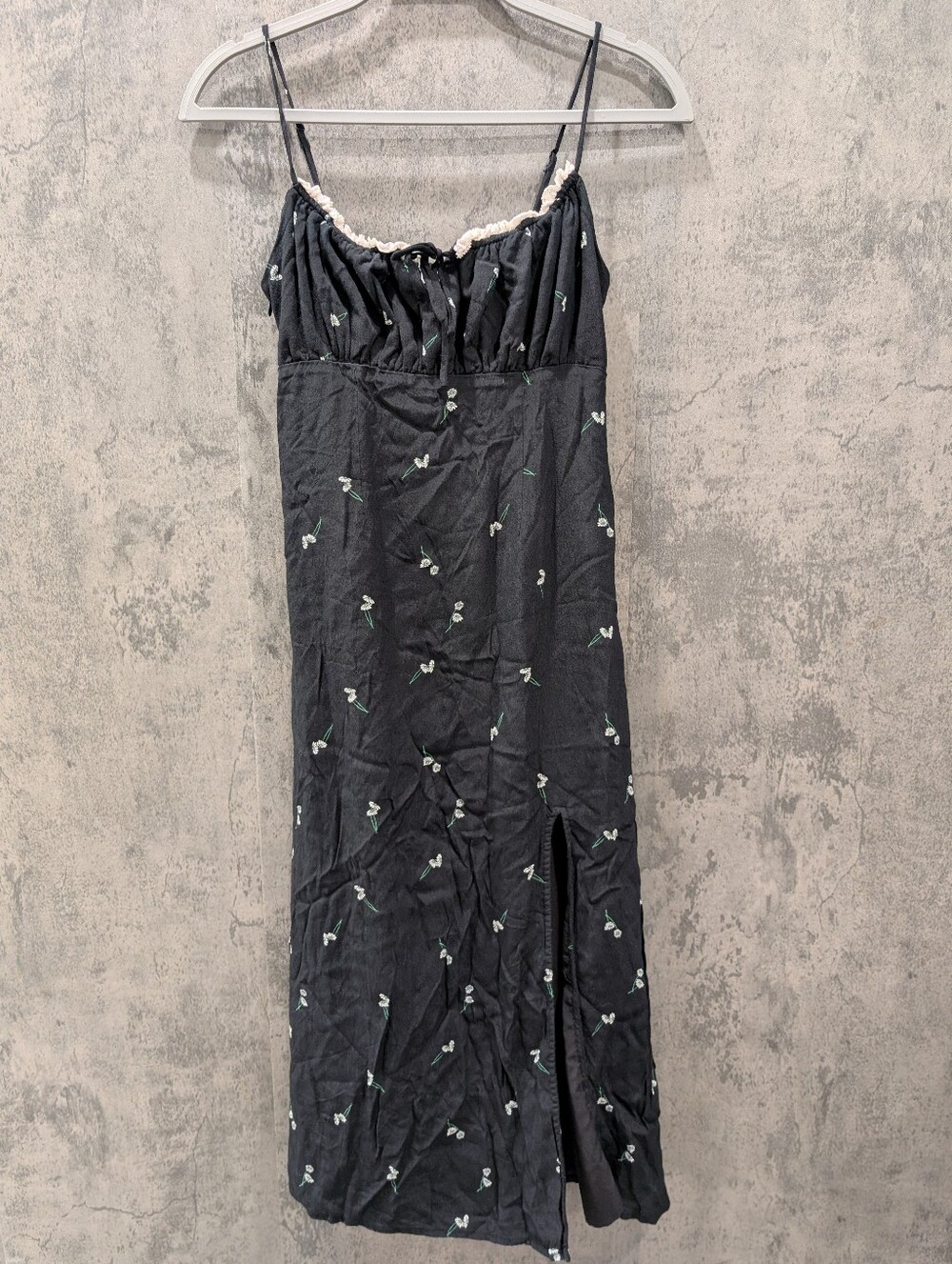 LIBÉ Floral Midi Dress with Side Slit - Picture 3 of 12
